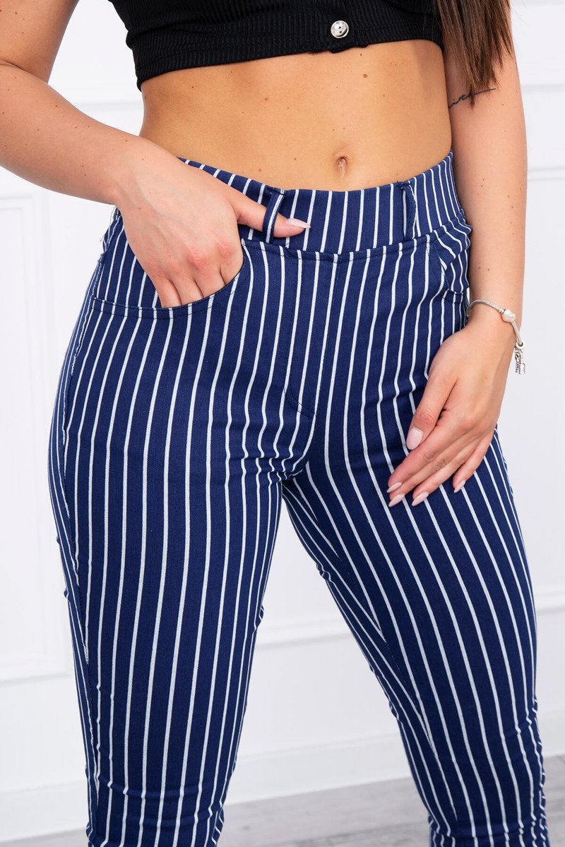 Pantaloni Cu Dungi Verticale Pantaloni Cu Dungi Verticale