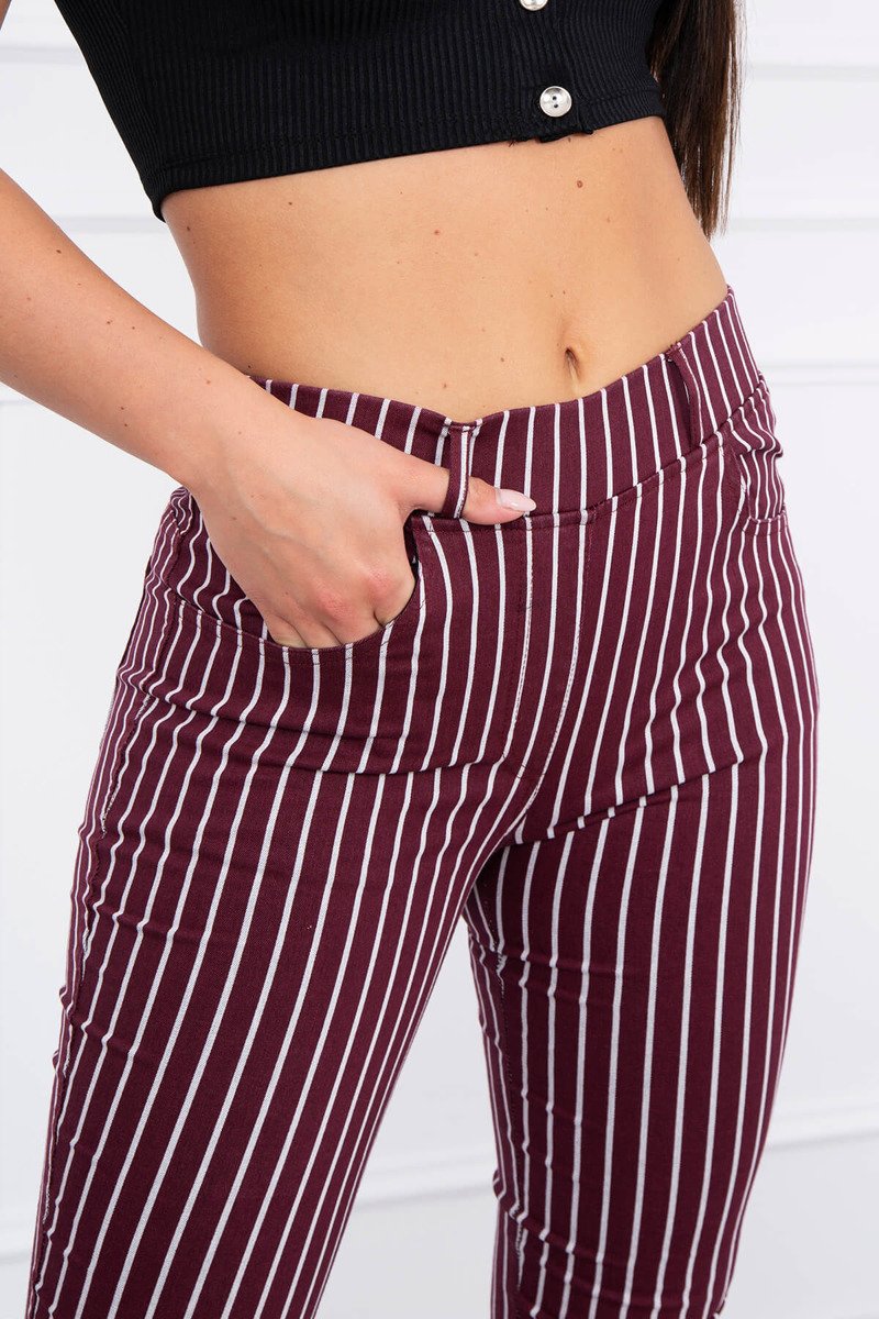 Pantaloni Cu Dungi Verticale Pantaloni Cu Dungi Verticale