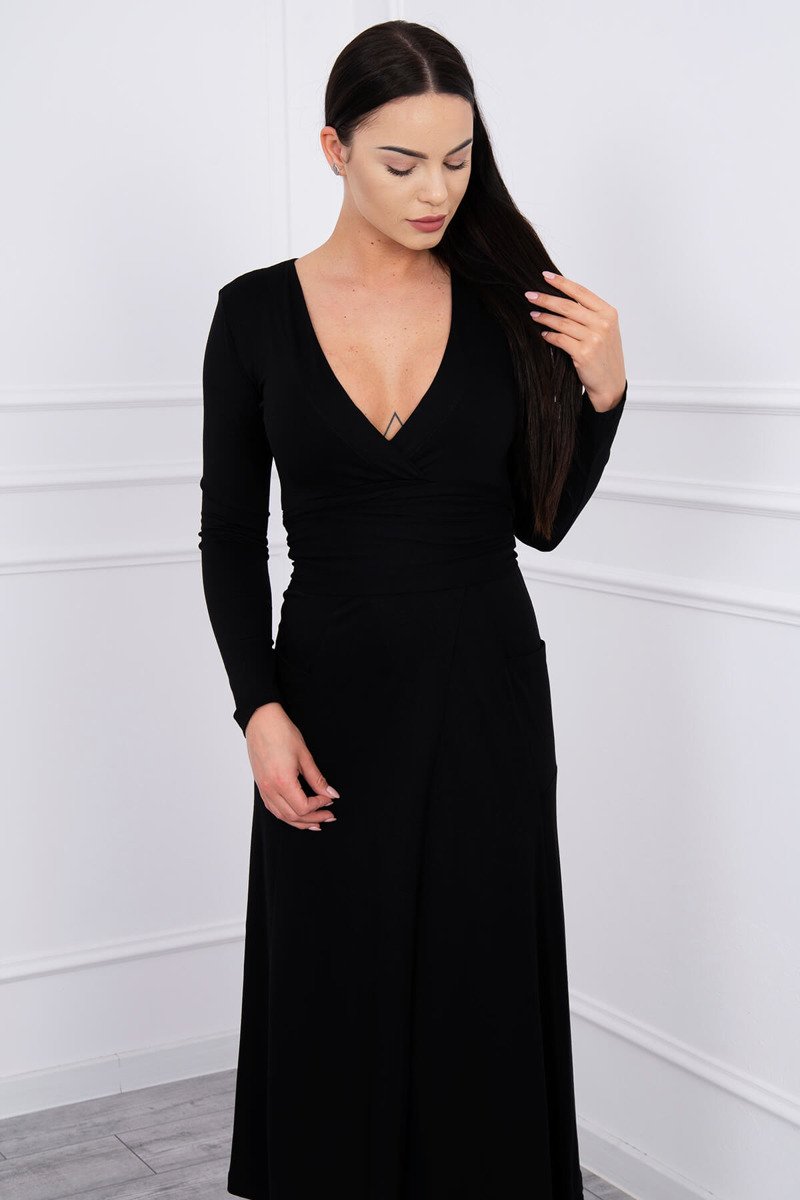 Rochie Elegantă Cu Decolteu Rochie Elegantă Cu Decolteu